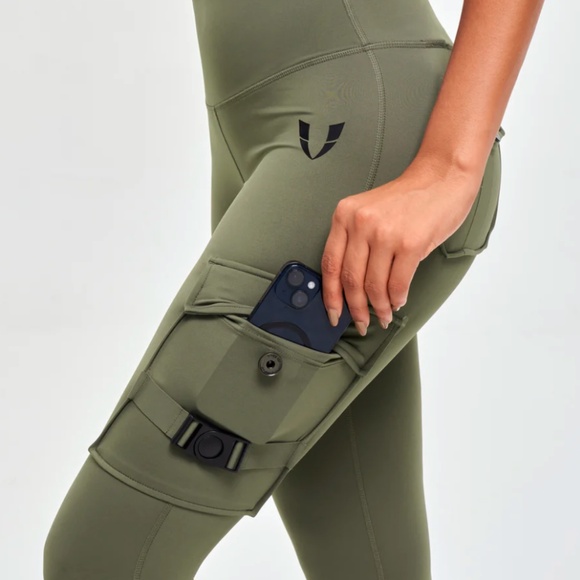 Firm Abs Cargo style leggings Size Small Olive - Picture 3 of 4